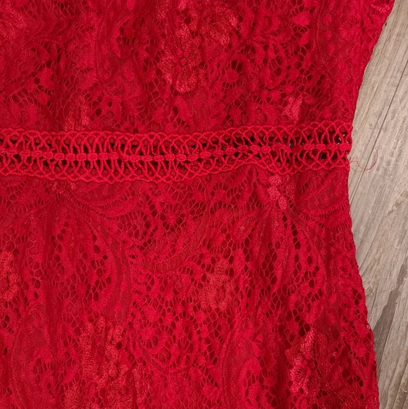 ALLANDWELL Elegant Floral Lace V Neck Dress Size XL - Picture 6 of 8